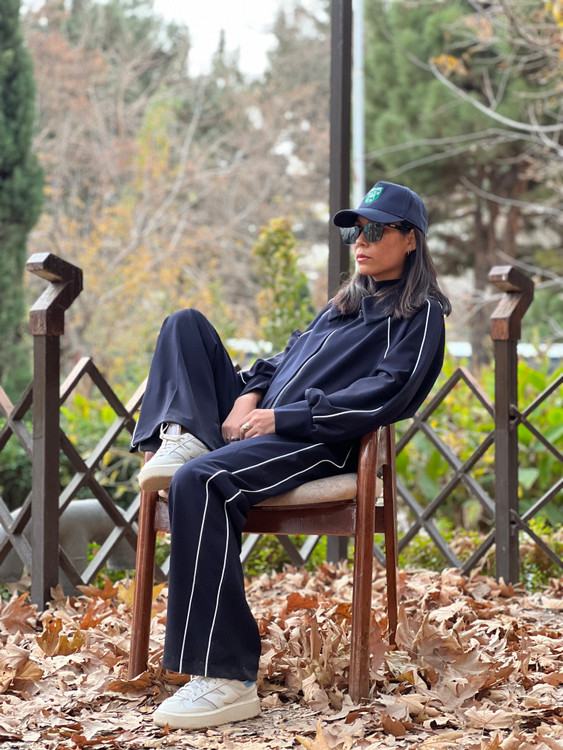 ست سورمه ای